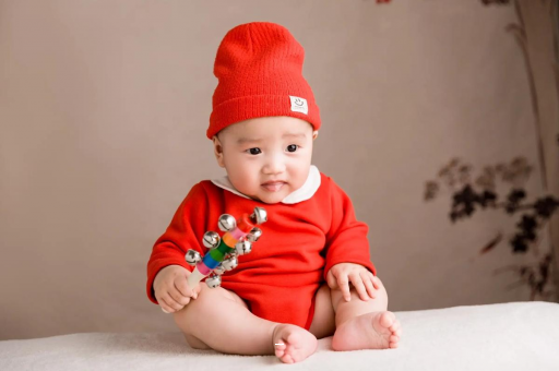 西藏宝宝睡觉头发出汗